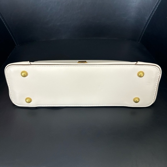 8 Other Reasons French Bag in White - Picture 6 of 12